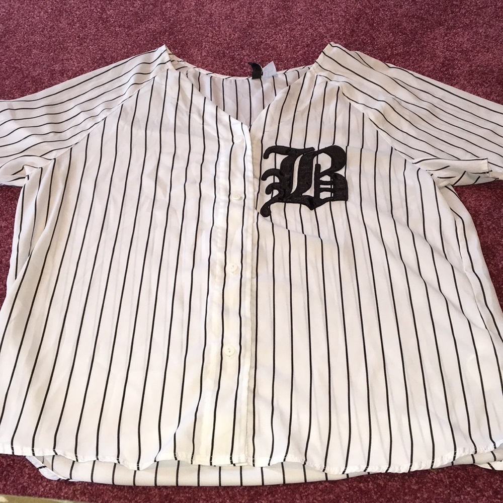 H&M White Button-Down Shirt with Black Pinstripes